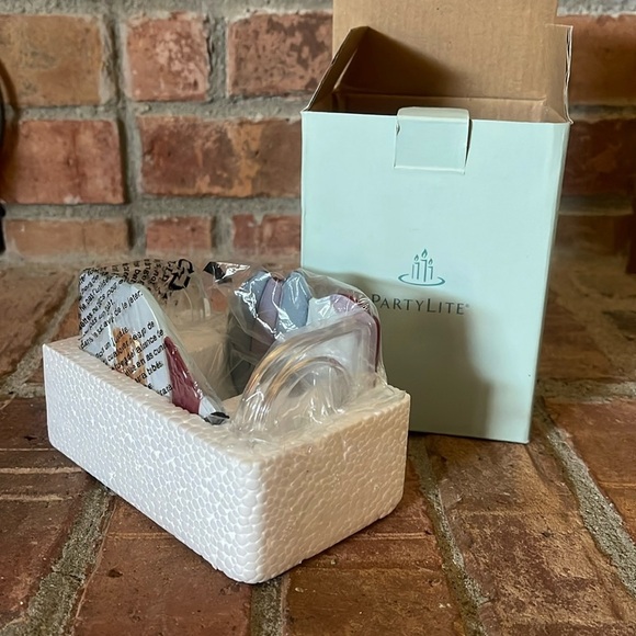 NIB PartyLite Santa & Snowman Glass Tealight Pair P9466 - Picture 7 of 8